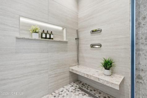 13 Johnston Street Oakhurst NJ 07755