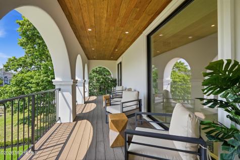 13 Johnston Street Oakhurst NJ 07755