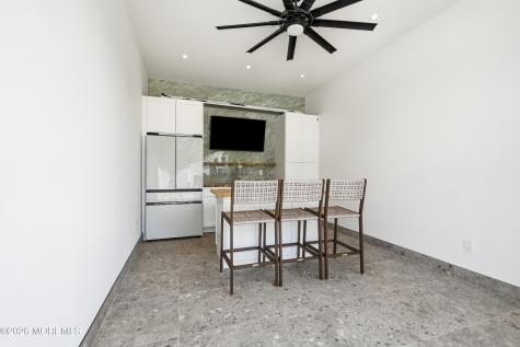 13 Johnston Street Oakhurst NJ 07755