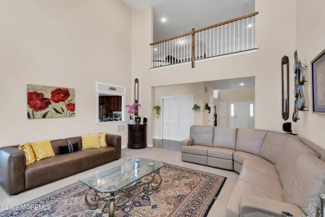 2 Saveria Court Howell NJ 07731