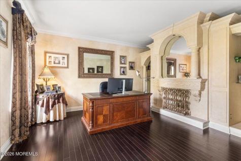 13 Iris Circle Manalapan NJ 07726