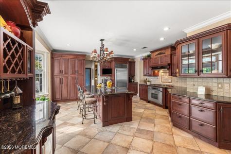 13 Iris Circle Manalapan NJ 07726