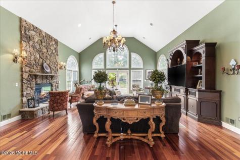 13 Iris Circle Manalapan NJ 07726