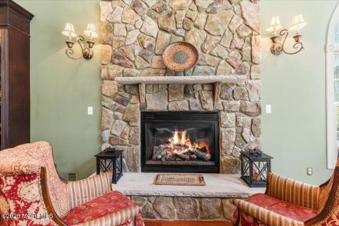 13 Iris Circle Manalapan NJ 07726