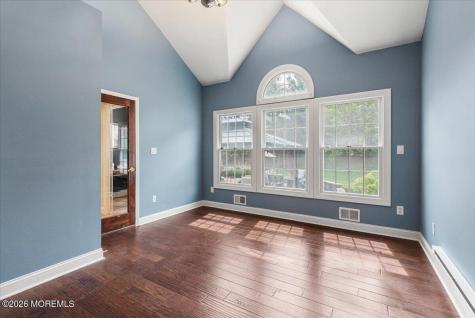 13 Iris Circle Manalapan NJ 07726