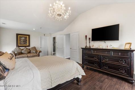 13 Iris Circle Manalapan NJ 07726