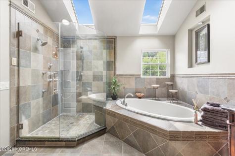13 Iris Circle Manalapan NJ 07726