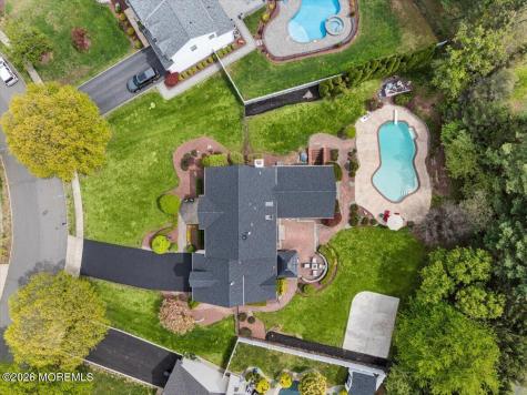 13 Iris Circle Manalapan NJ 07726