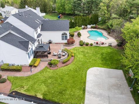 13 Iris Circle Manalapan NJ 07726