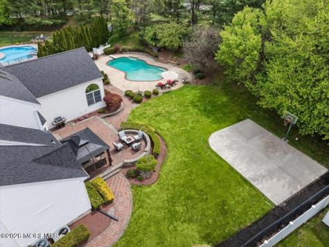 13 Iris Circle Manalapan NJ 07726