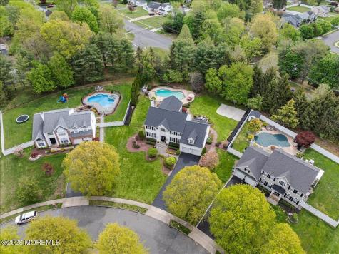 13 Iris Circle Manalapan NJ 07726