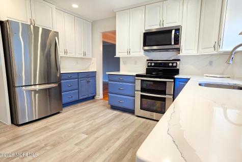 891 Derry Drive Toms River NJ 08753