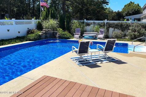 891 Derry Drive Toms River NJ 08753