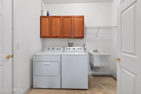 4 Winkle Court Manchester NJ 08759