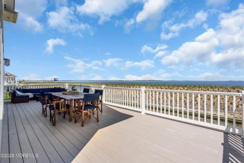 655 Front Street Union Beach NJ 07735