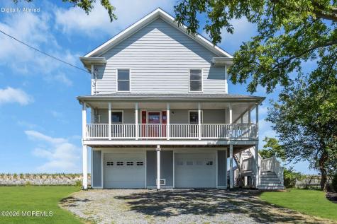 655 Front Street Union Beach NJ 07735