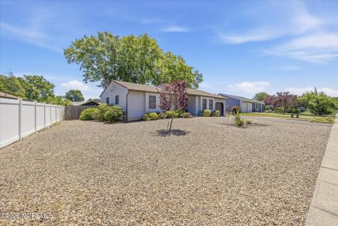 60 Pelican Drive Bayville NJ 08721