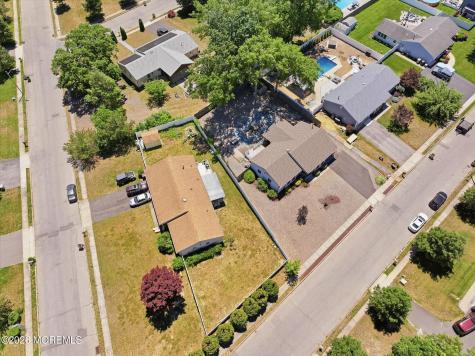 60 Pelican Drive Bayville NJ 08721