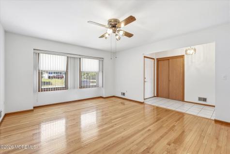 60 Pelican Drive Bayville NJ 08721