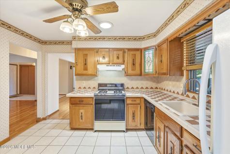 60 Pelican Drive Bayville NJ 08721
