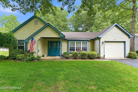 89 Morning Glory Lane Whiting NJ 08759