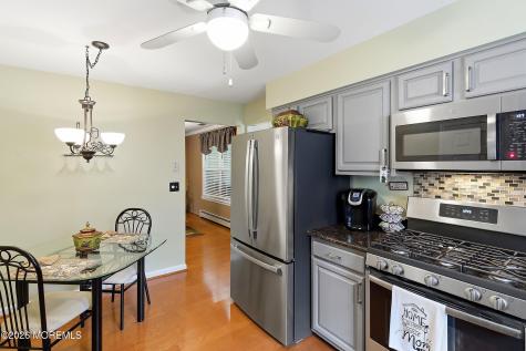 89 Morning Glory Lane Whiting NJ 08759