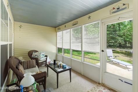 89 Morning Glory Lane Whiting NJ 08759