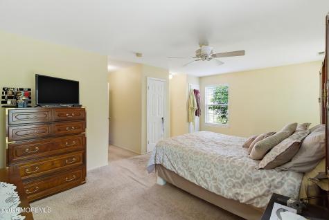 89 Morning Glory Lane Whiting NJ 08759