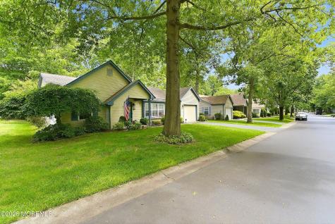 89 Morning Glory Lane Whiting NJ 08759