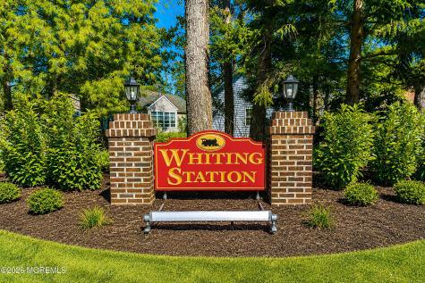 89 Morning Glory Lane Whiting NJ 08759