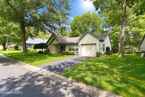 89 Morning Glory Lane Whiting NJ 08759