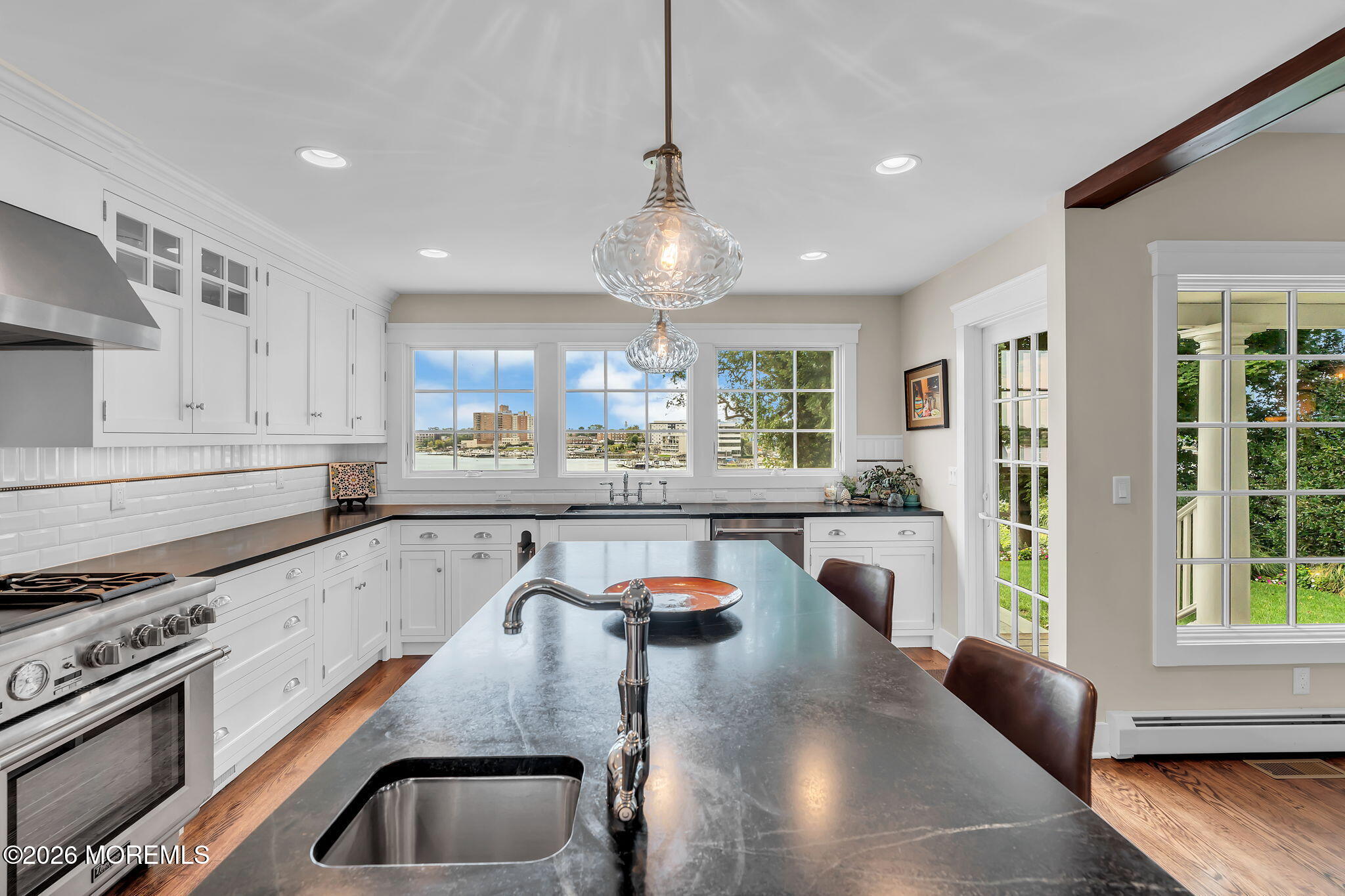 82 Conover Lane Red Bank NJ 07701