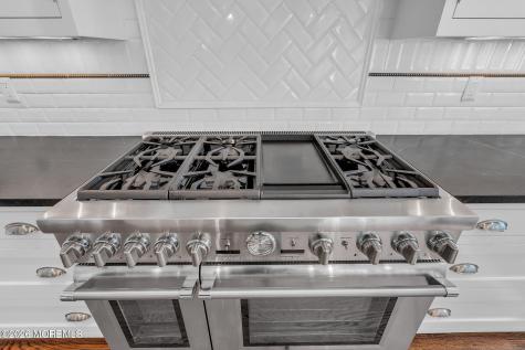 82 Conover Lane Red Bank NJ 07701