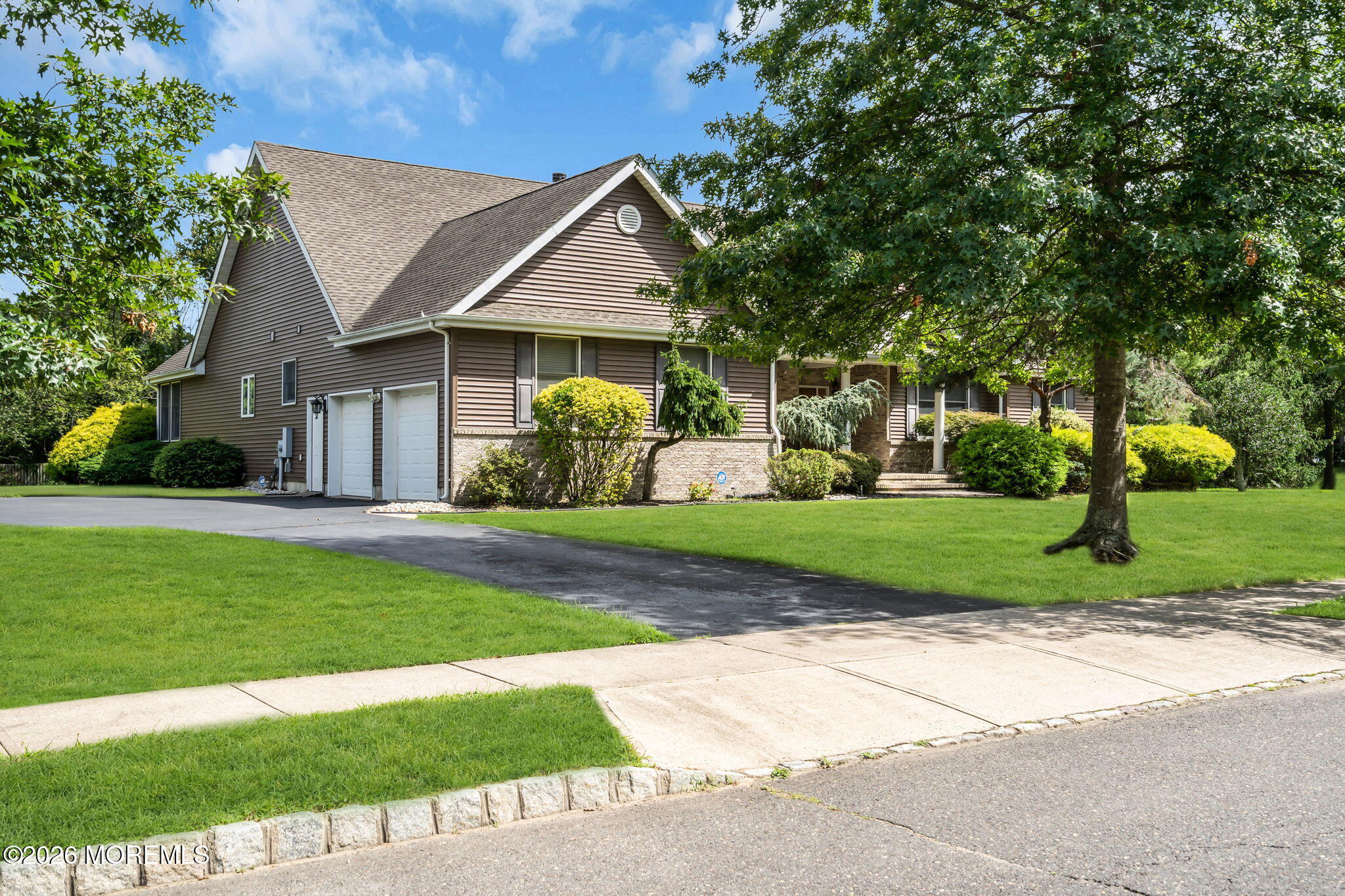 2303 Donna Dee Court Toms River NJ 08755