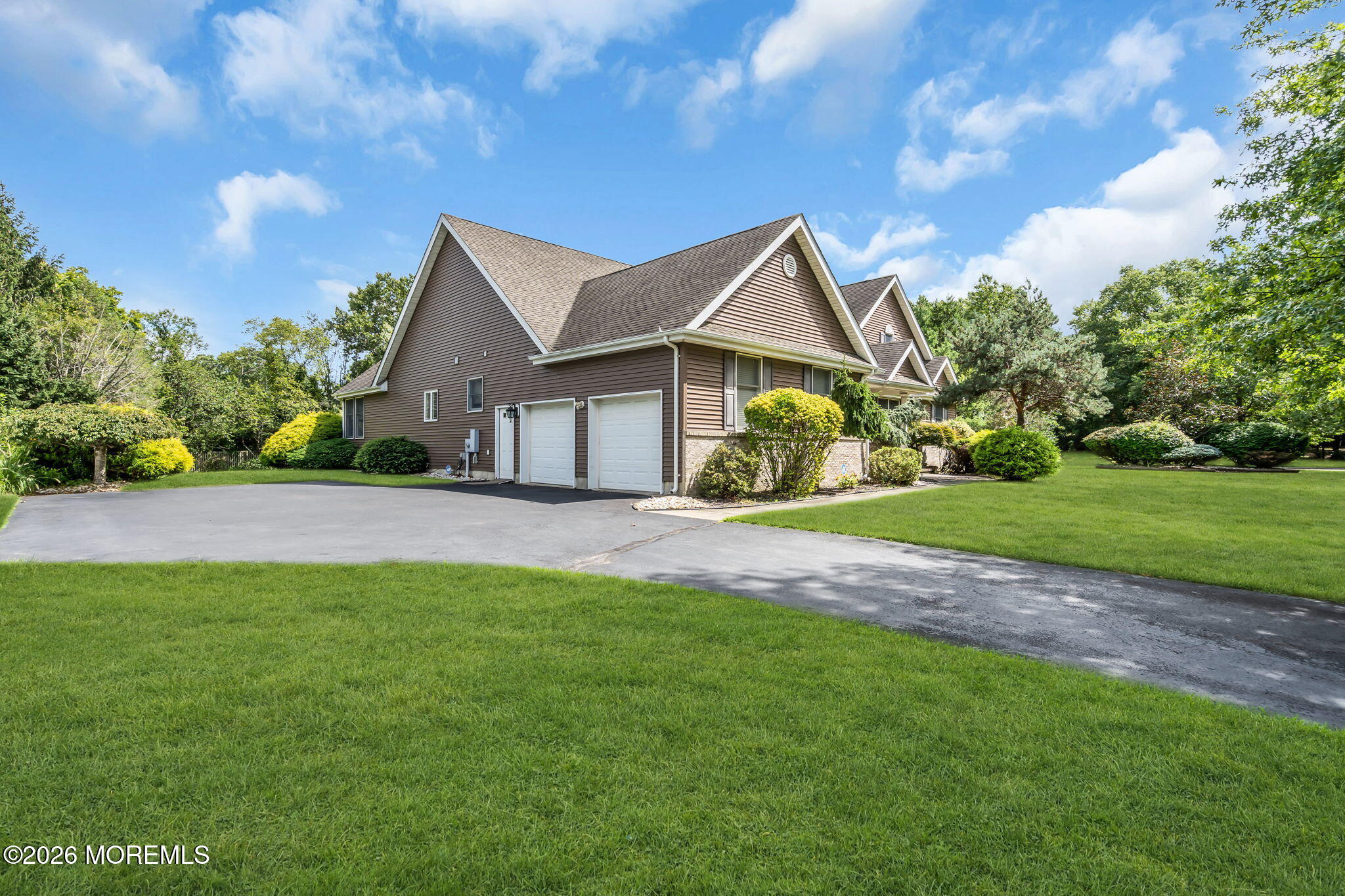 2303 Donna Dee Court Toms River NJ 08755