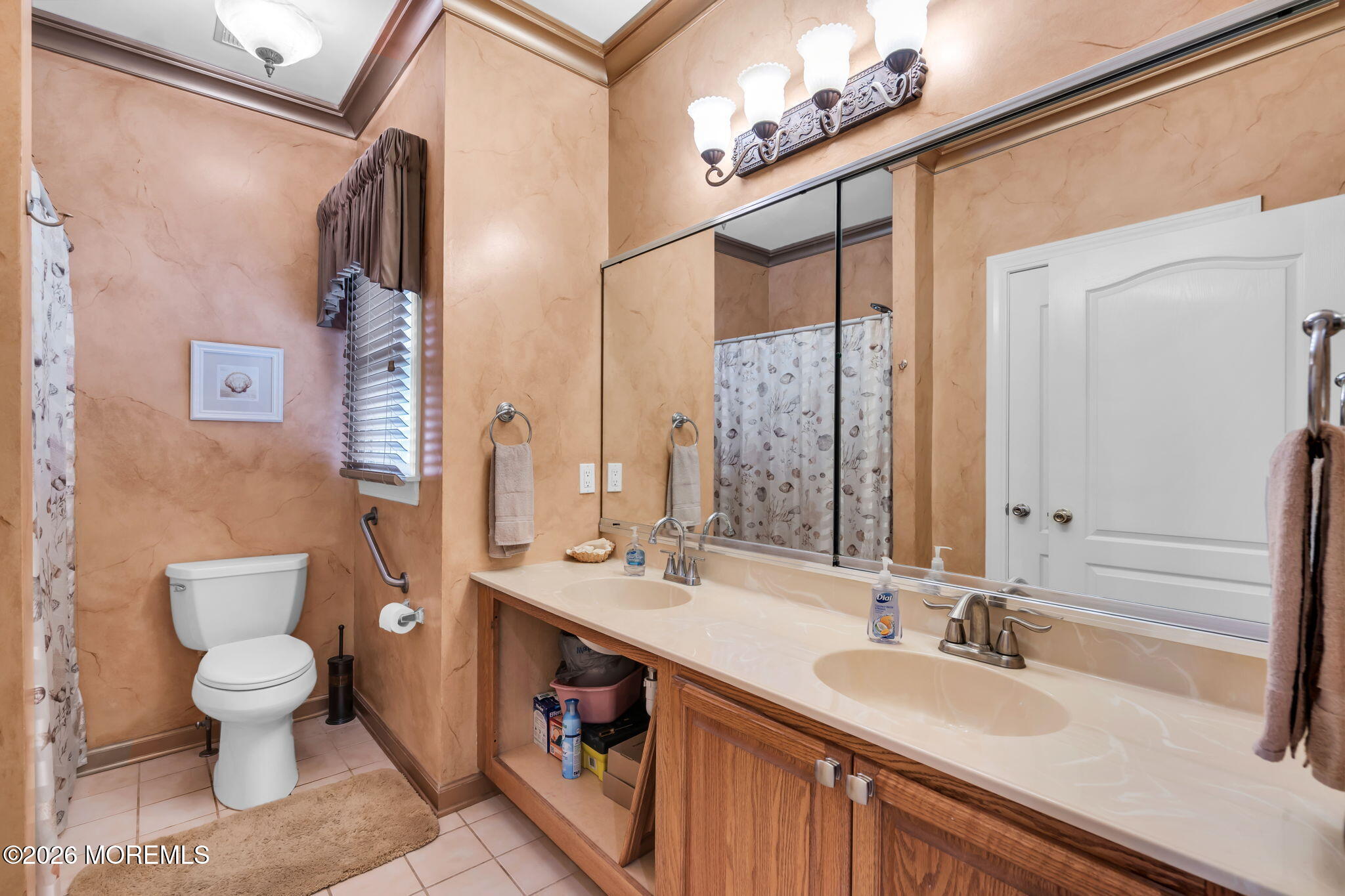 2303 Donna Dee Court Toms River NJ 08755