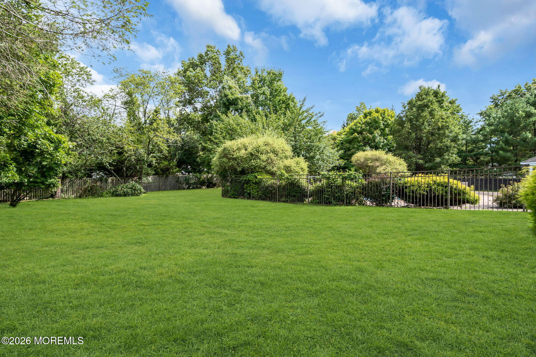 2303 Donna Dee Court Toms River NJ 08755
