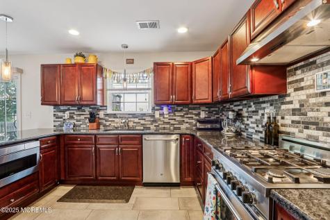 725 Prospect Avenue Union Beach NJ 07735