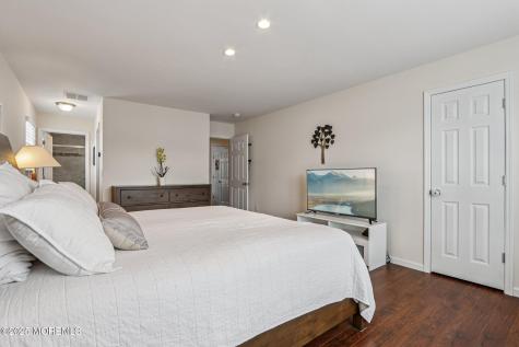 725 Prospect Avenue Union Beach NJ 07735