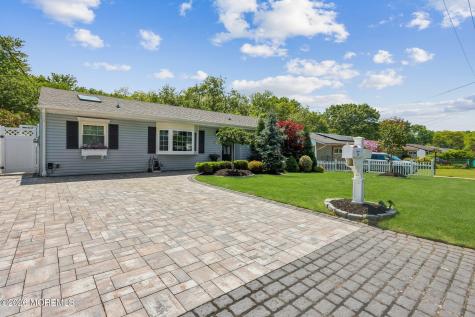 24 Brandeis Road Old Bridge NJ 08857