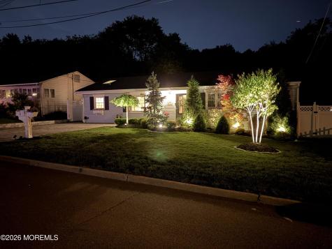 24 Brandeis Road Old Bridge NJ 08857