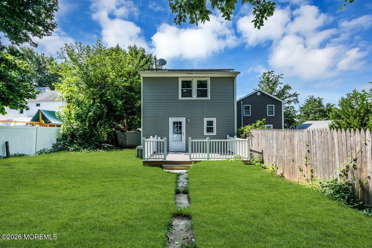 323 Monmouth Avenue Leonardo NJ 07737