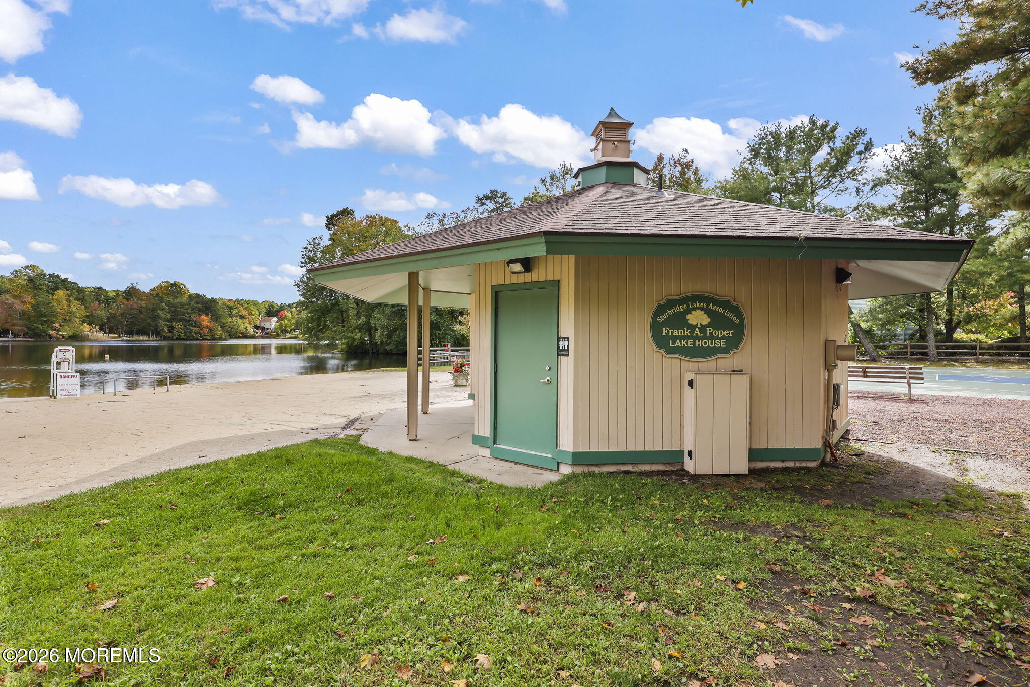 8 Ashton Drive Voorhees NJ 08043