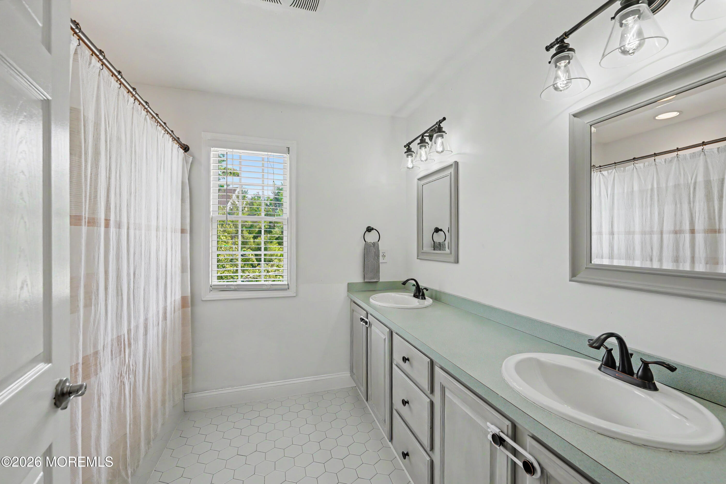 1149 Aster Drive Toms River NJ 08753