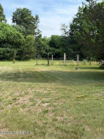 85 Pergola Avenue Monroe NJ 08831