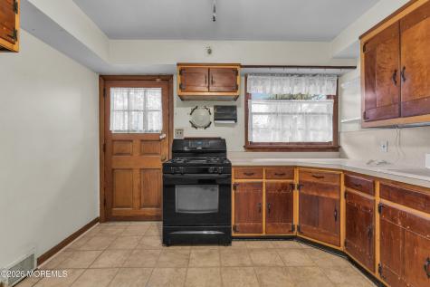45 Beechwood Terrace Matawan NJ 07747