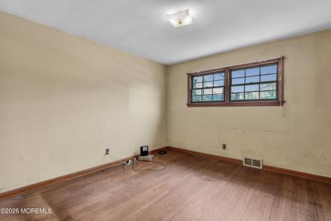 45 Beechwood Terrace Matawan NJ 07747