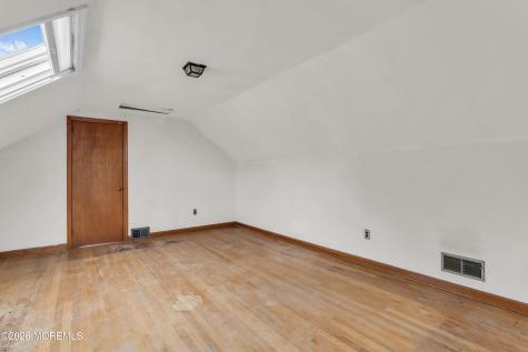 45 Beechwood Terrace Matawan NJ 07747