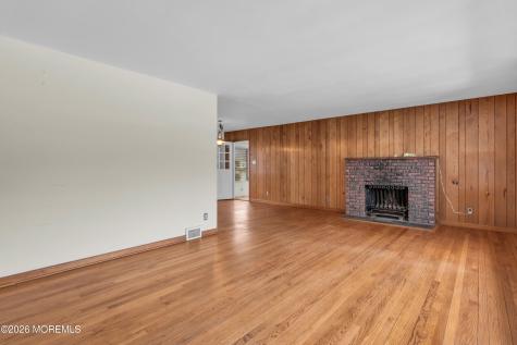 45 Beechwood Terrace Matawan NJ 07747