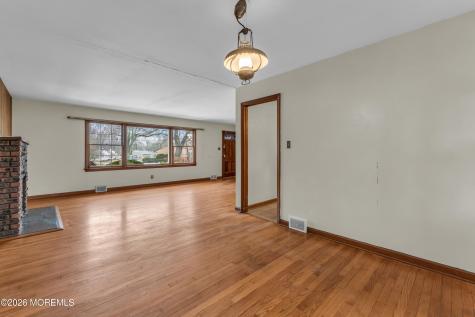 45 Beechwood Terrace Matawan NJ 07747